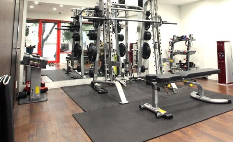 S-BODY GYM（エスボディ）のジム画像